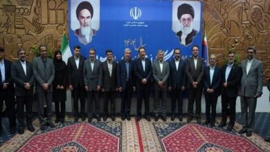 دیدار نوروزی وزیر صنعت با فعالان، سرمایهگذاران و اهالی صنعت کشور دیدار نوروزی وزیر صنعت با فعالان، سرمایهگذاران و اهالی صنعت کشور